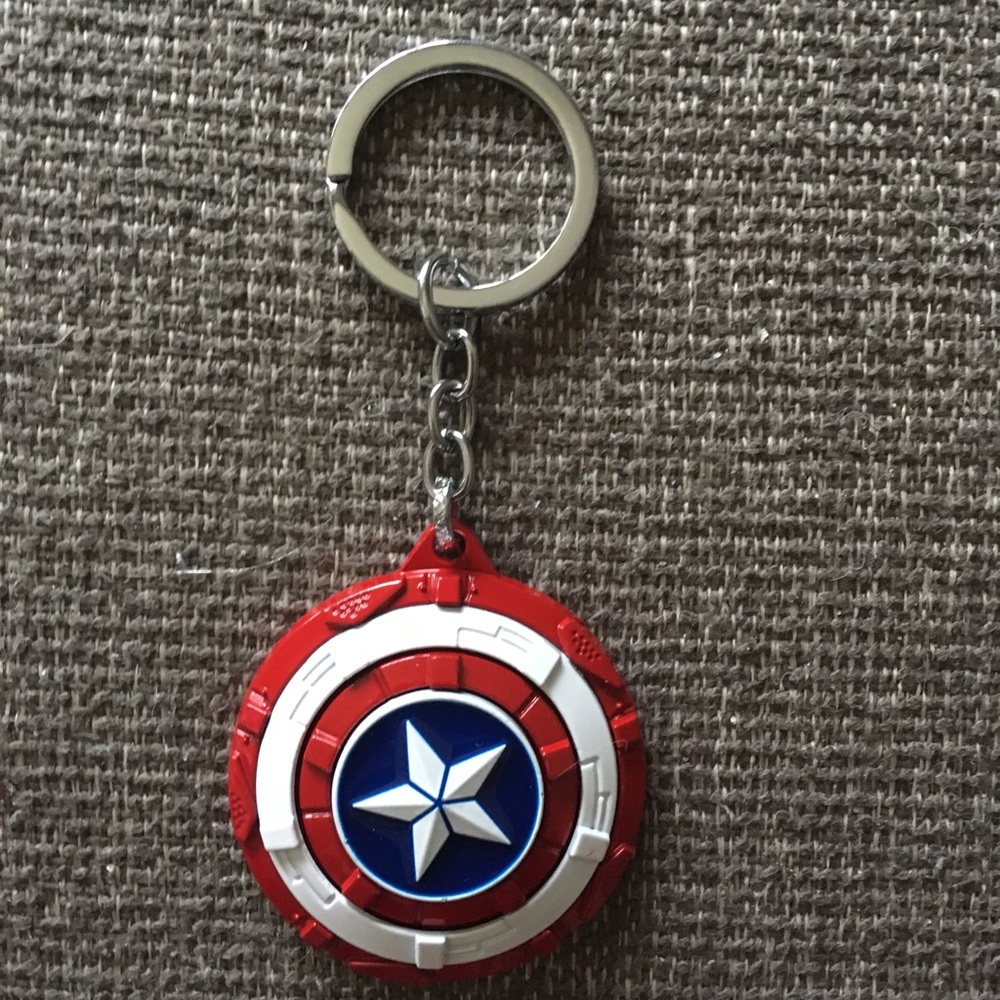 Captain America shield Shield keychain.